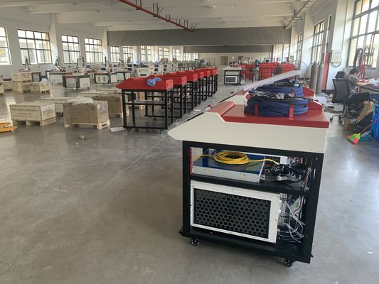 1000W 1500W 2000W 3000W draagbare handheld vezellasersweismachine met RAYCUS waterkoeling