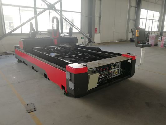 Metalen toepasbare 3015 CNC-lasersnijmachine voor aluminium met 5000 kg gewicht