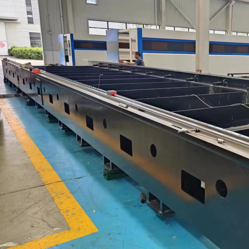 Goedkope Ground Track Laser Cutter voor roestvrij staal en koolstofstaal